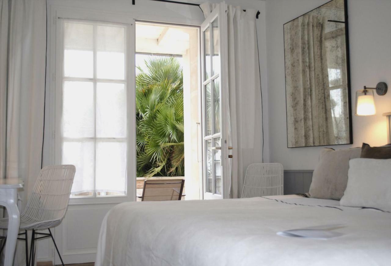 Le Clos Saint-Martin Hotel & Spa Exterior foto
